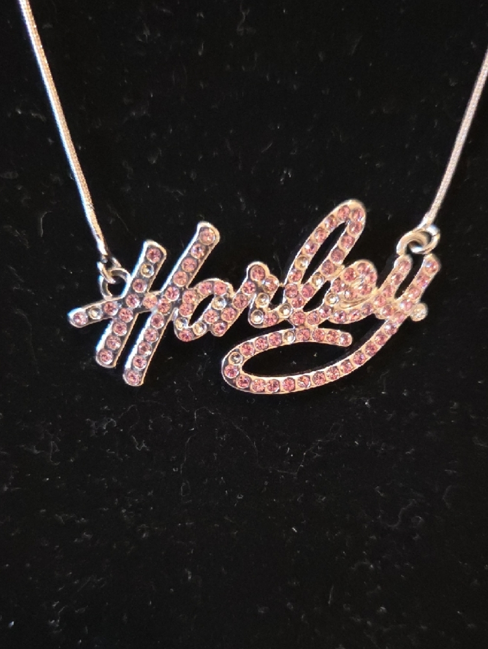 Harley-Davidson Pink Script Necklace and Dangle Earrings - Picture 3 of 6
